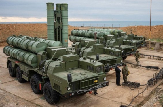 Թուրքիայի պաշտպանության նախարարը հայտնել է, թե երբ է մեկնարկելու ռուսական С-400 համալիրներիի տեղակայումը Թուրքիայում