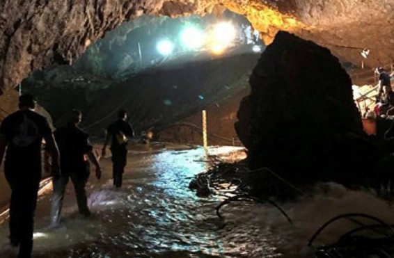 Թաիլանդում 187 մարդ է թագավորի պարգևին արժանացել Թհամ Լուանգի քարանձավից երեխաներին փրկելու համար