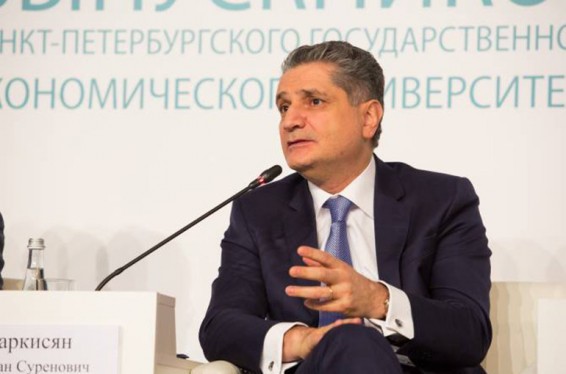 Անհրաժեշտ է գիտելիքներով աշխատելու հմտություններ ձևավորել. Տիգրան Սարգսյանը խոսել է կրթական համակարգի խնդիրներից