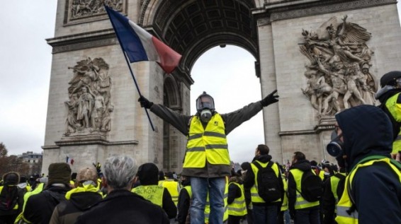 Le Figaro: Париж уже не французский город, поэтому его не жаль