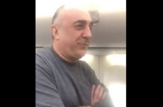 Мамедъяров «попался» армянке на борту самолета
