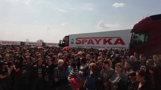 Video.Հազարավոր մարդիկ՝ «Սպայկայում». ուզում են Դավիթ Ղազարյանն իրենց կողքը լինի