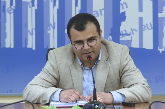 Քաղաքապետարանի ներկայացրած տեխնիկական բնութագրերին համապատասխանում են մի շարք ընկերություններ, բայց առավելություն ունեն «Կամազի» մեքենաները. Հ. Կարապետյան