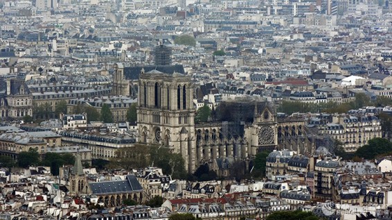 Փարիզում արգելել են «դեղին բաճկոններին» ակցիա անցկացնել Նոտղը Դամի մոտ