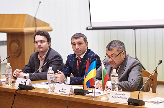 Ուկրաինայում ՀՀ դեսպանը մասնակցել է Հայոց ցեղասպանության 104-ամյակին նվիրված կլոր սեղանին