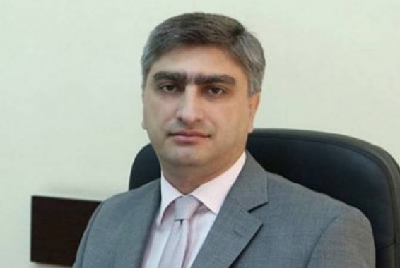 Երևանի քաղաքապետարանի իրավաբանական վարչության պետը սեփական դիմումի համաձայն ազատվել է զբաղեցրած պաշտոնից. Խոսնակ