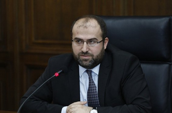 Բնապահպանության նախարարը դատի է տալու «Ջամբո» էկզոտիկ պարկի հիմնադրին