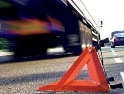 Նոյեմբերյանում բախվել են «ՈՒԱԶ»-ը և «Mercedes»-ը․ բռնկվել է հրդեհ