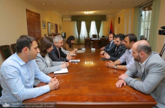 Արցախի Հանրապետության Ազգային ժողովը հյուրընկալել է Հայաստանի տեղեկատվական ոլորտի պատասխանատուներին