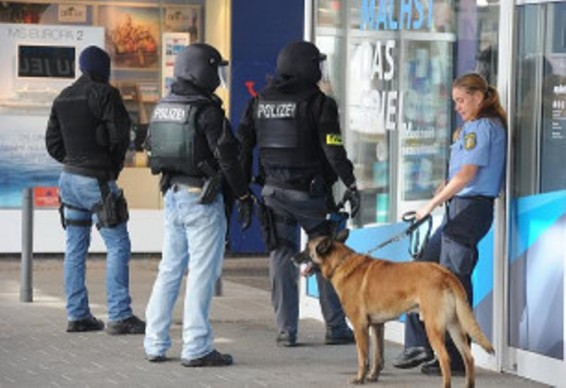 Գերմանիայում սրճարանը գրաված տղամարդուն գտել են շենքի նկուղում քնած