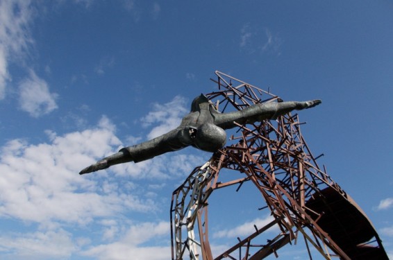 Կվերականգնվեն Երևան-Սևան ճանապարհի 2 արձանները. տարածքում կտեղադրվի ոստիկանական պահակետ