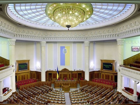 Рада отклонила отставку премьера Украины Гройсмана