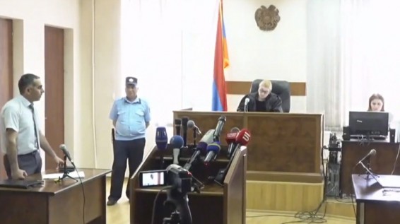 Завершилось судебное заседание по делу об аресте имущества второго президента Армении Роберта Кочаряна