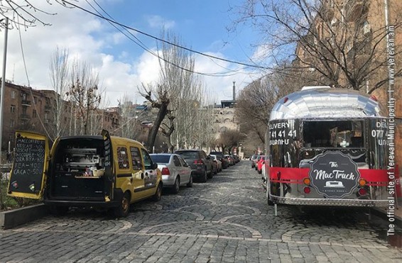 «Հին «Երազ», «ԳԱԶել» մեքենաների պատուհանները կտրում են, սարքում շրջիկ մեքենա». Երևանի ավագանու անդամ.168.am