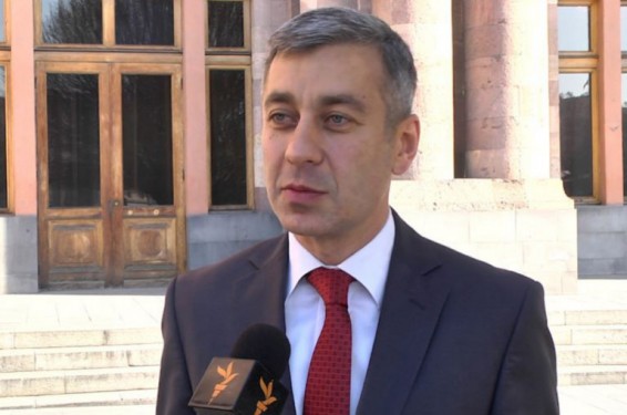 Մենք ամեն ինչ թափանցիկ ենք արել. Վլադիմիր Կարապետյանը՝ Պուտինի հետ հանդիպմանը ներկա ՀՀ պատվիրակության 8-րդ անդամի մասին