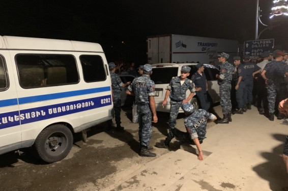 Իջևանում անկարգությունների գործով բերման է ենթարկվել 22 անձ, ևս 3–ը ներկայացել է ինքնակամ, ձեռնարկվում են միջոցառումներ ևս 11 անձի հայտնաբերելու ուղղությամբ. ՔԿ