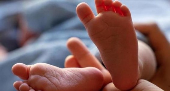 3 տղա, 1 աղջիկ. 37-ամյա կինը Պետերբուրգում բնական ճանապարհով սաղմնավորված քառյակ է ունեցել