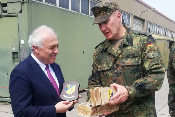 Դեսպան Սմբատյանը հանդիպել է Գերմերսհայմ նախատեղակայման վարժանքներ անցնող հայ խաղաղապահների հետ