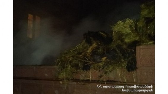 В армянском Ташире сгорело около 5 тонн сена
