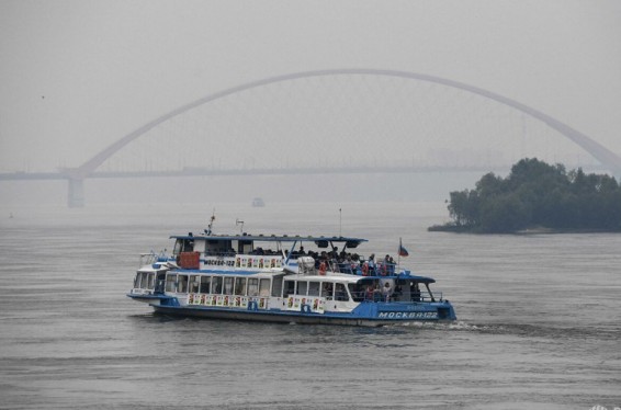 Օբ գետով նավարկող ջերմանավի անձնակազմը փրկել է 50 ուղևոր տեղափոխող նավի կործանումը