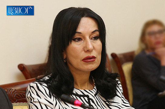 Ինչքա՞ն պիտի տղամարդ չլինել. Նաիրա Զոհրաբյանը՝ Տնտեսագիտական համալսարանի ռեկտորի պաշտոնակատարի մասին