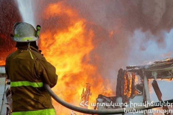 Նորաշենիկ գյուղի վերջնամասում բռնկված հրդեհի հրդեհաշիջման աշխատանքները վերսկսվել են