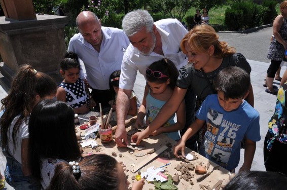 Աստվածածնի Վերափոխման տոնը` Խաղողօրհնեքը, Շենգավիթ վարչական շրջանում