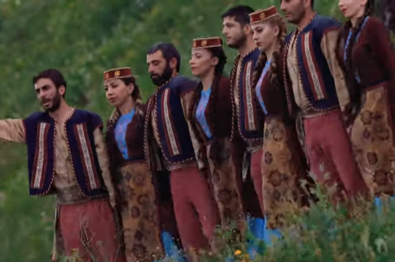 Պրեմիերա. Արա Այվազյան և Անդրանիկ Հակոբյան Չքնաղ Սասուն