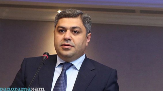 Իմ հրաժարականի մասին ես խոսել եմ միայն իմ ընտանիքի՝ կնոջս, երեխաներիս և ծնողներիս հետ. Վանեցյան. Factor.am