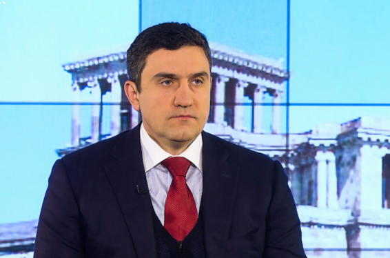 «Լուսավոր Հայաստանը» Նիկոլից ավելի Նիկոլ լինելու տրենդի մեջ է հայտնվել. Արթուր Ղազինյան
