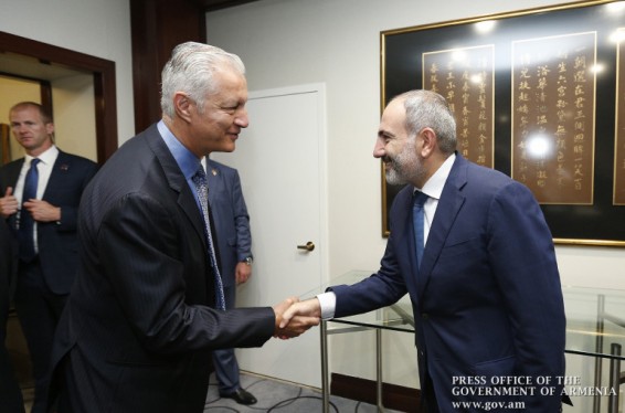 Լոս Անջելեսում վարչապետը հանդիպել է Ռամկավար ազատական կուսակցության ներկայացուցիչներին