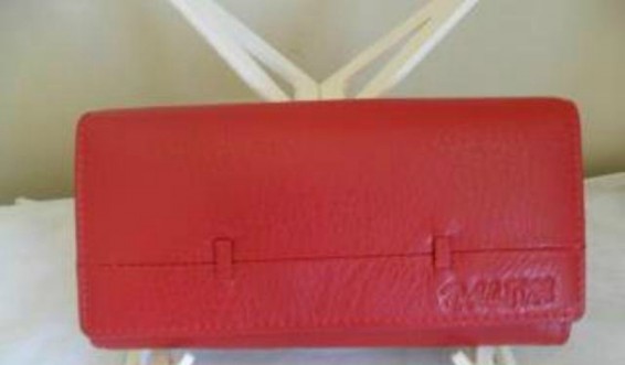 Գողացել էր դրամապանակը՝ գումարով եւ փաստաթղթերով