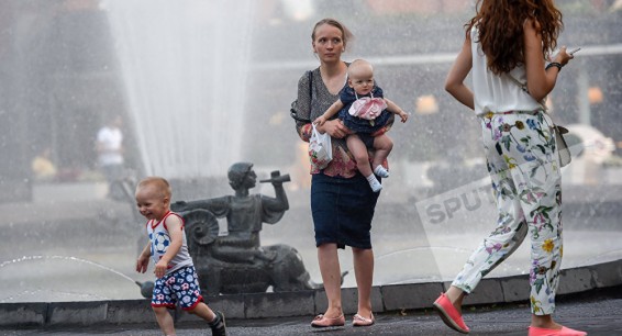 Няня за счет государства: в каких случаях оплачивается уход за ребенком
