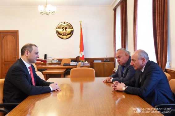 Արցախի նախագահն ընդունել է ՀՀ ԱԽ քարտուղարին. քննարկվել են 2 հանրապետությունների անվտանգությանը վերաբերող հարցեր