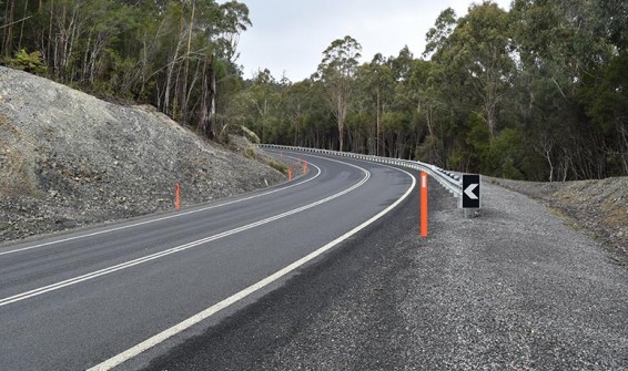 Հիմնանորոգվել է Արմավիր-Նորապատ-Մրգաշատ-Արեւիկ-Եղեգնուտ-Երասխահուն ճանապարհահատվածը