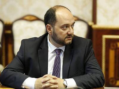 ՀՅԴ-ն դիմել է ԲՀԿ-ին եւ «Լուսավոր Հայաստանին»՝ Արայիկ Հարությունյանին պաշտոնանկ անելու առաջարկով