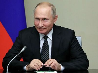 Պուտինը պատմել է նավաստի կամ օդաչու դառնալու ցանկության մասին
