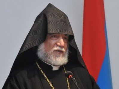 Արամ Ա-ն կոչ է արել լիբանանահայ գործարարներին հայ աշխատակիցներին չազատել աշխատանքից