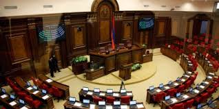 Խորհրդարանը այս տարվա իր վերջին նիստերն է անցկացնում. օրակարգում 40 հարց է (ուղիղ)