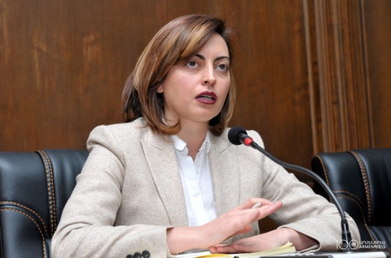 Լենա Նազարյանը նախագիծ է մշակել, որով առաջարկում է ընդլայնել ՏԻՄ-երի հրապարակային գործունեության դաշտը