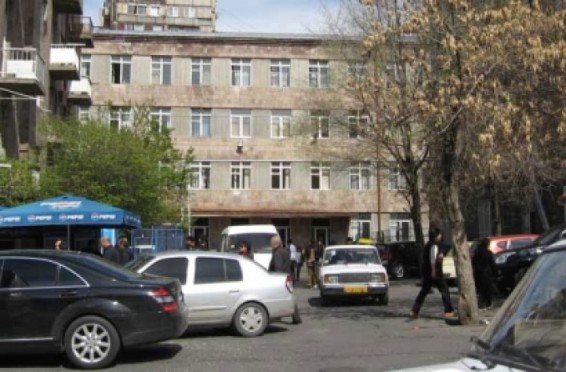 Արտակարգ դեպք Երևանում. Խաչիկ Դաշտենցի անվան դպրոցում ֆիզկուլտուրայի դասի ժամանակ դանակահարել է աշակերտին