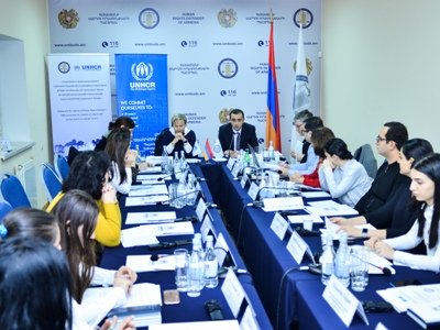 Պետությունը պետք է ապահովի փախստականների սնունդ ստանալու, կրոնական գրականությունից օգտվելու իրավունքները․ ՄԻՊ