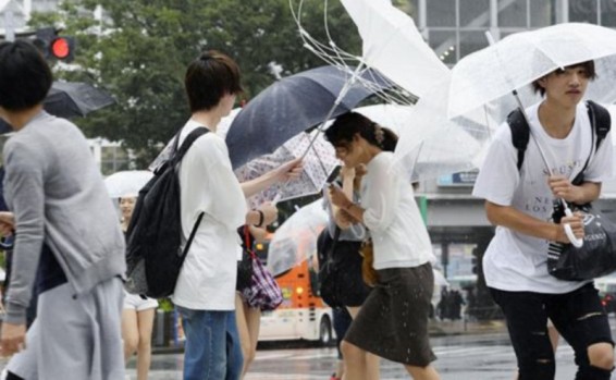 Ճապոնիայում հարյուրավոր ավիաչվերթեր են չեղյալ հայտարարվել «Մինդուլ» թայֆունի պատճառով