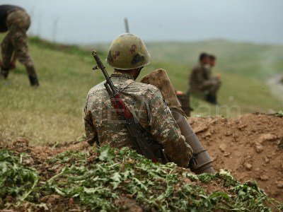 «Ինչո՞ւ են մեզ ձեռ առնում». պայմանագրային զինծառայողներին պարգեւատրել են 3200-ից 10 հազարական դրամ