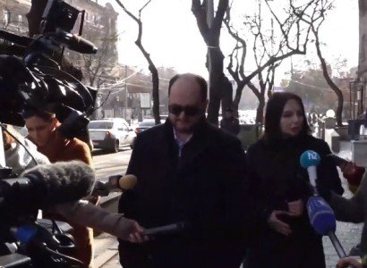 ԿԳՍՄ նախարարն ու փոխնախարարը ծրարով նամակներ բաժանեցին բնակիչներին. իրազեկման ակցիա Երեւանում
