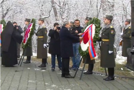 VIDEO: Руководство Армении воздало дань памяти жертвам Бакинских погромов