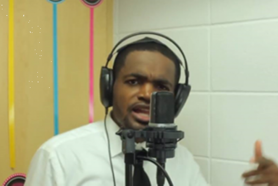 Ամերիկացի ուսուցիչը ռեփ է կարդացել 4-րդ դասարանցիների համար