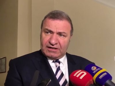Հայաստանը էկոնոմ դասի ավտոմեքենաների արտադրության հարցը պետք է առաջ տանի. Միքայել Մելքումյանը՝ ավտոներկրողներին
