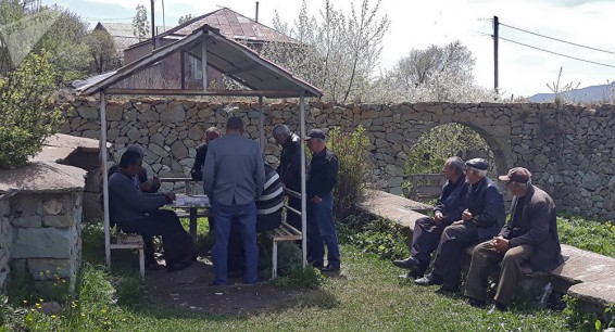 Около 1000 семей в Гегаркунике лишились пособий: губернатор пояснил причину