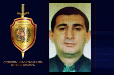 Այս գիշեր հարյուրավոր ոստիկաններ հարձակվել են Արամ Վարդանյանին եւ նրա հարազատներին պատկանող տների վրա. փաստաբաններ